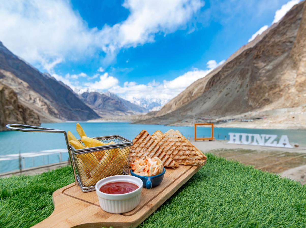 Luxus Hunza Attabad Lake Resort Karimabad  Exterior photo